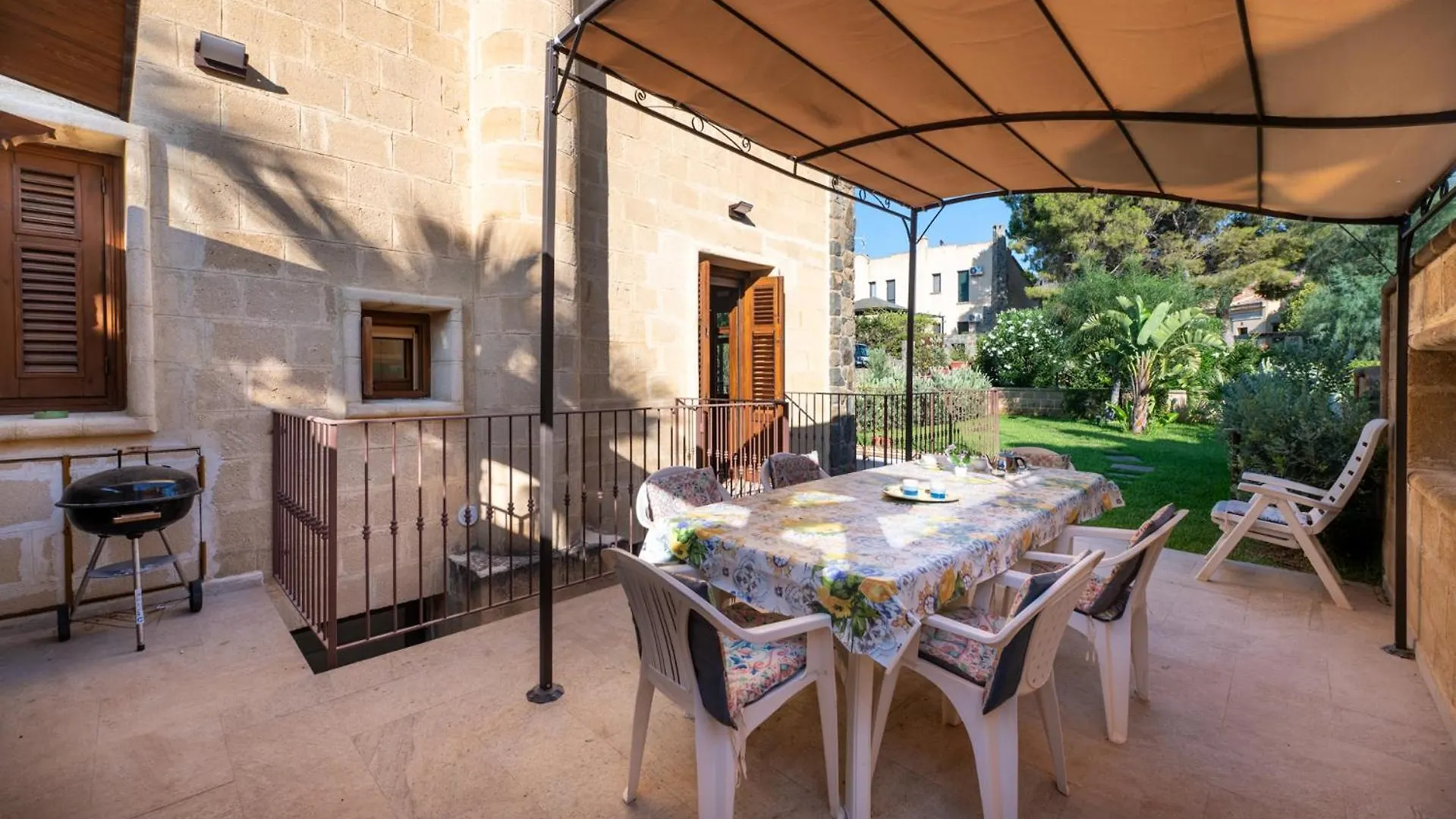 Villa Isabella 拉斯卡里